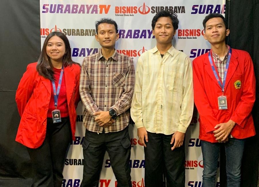 Berinteraksi di Era Digital: Pengalaman Magang dalam Produksi Konten Medsos di Surabaya TV