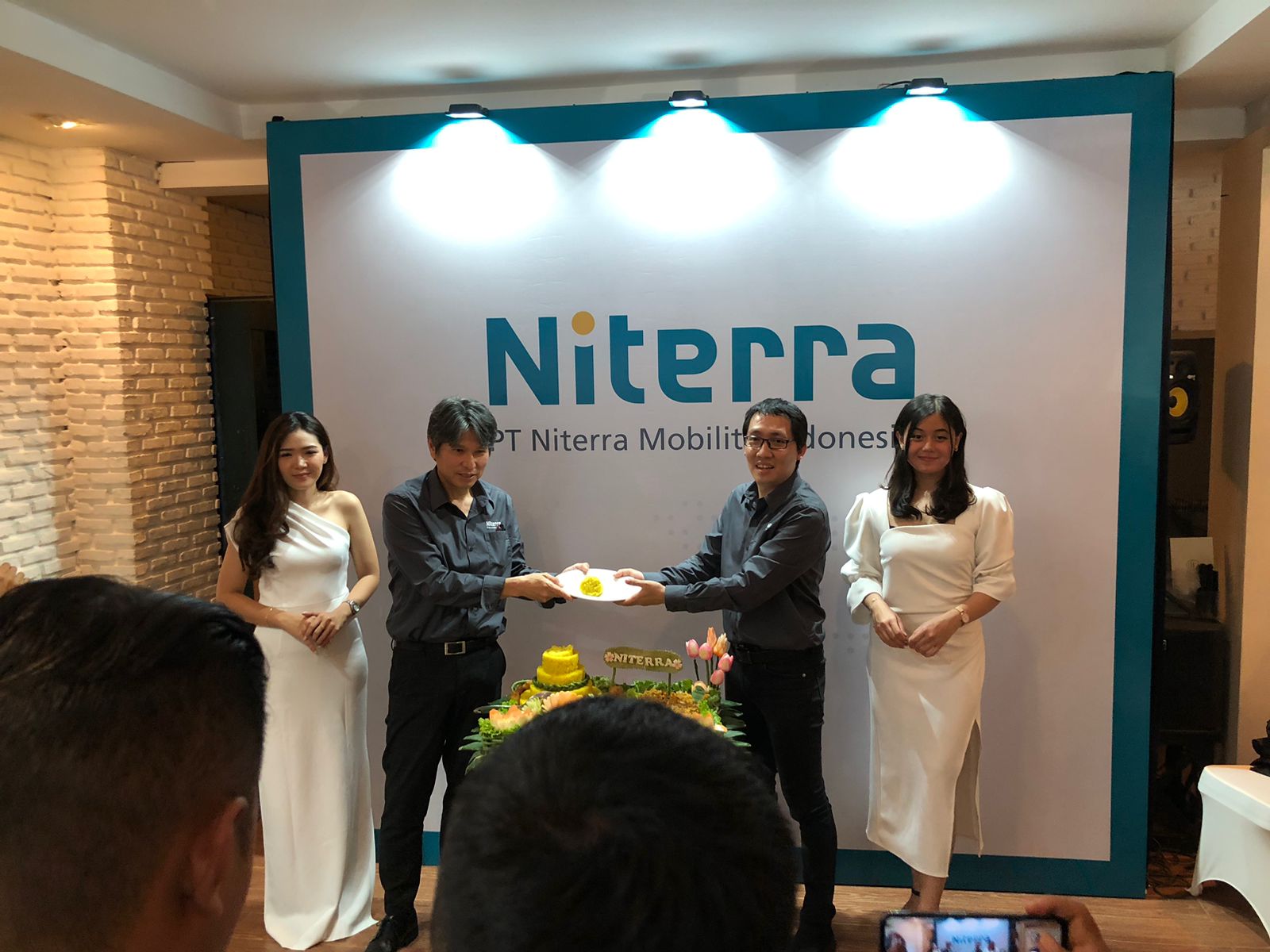 Perusahaan Busi NGK Berganti Nama, Jadi PT Niterra Mobility Indonesia, Fokus Bisnis Ramah Lingkungan di Masa Depan