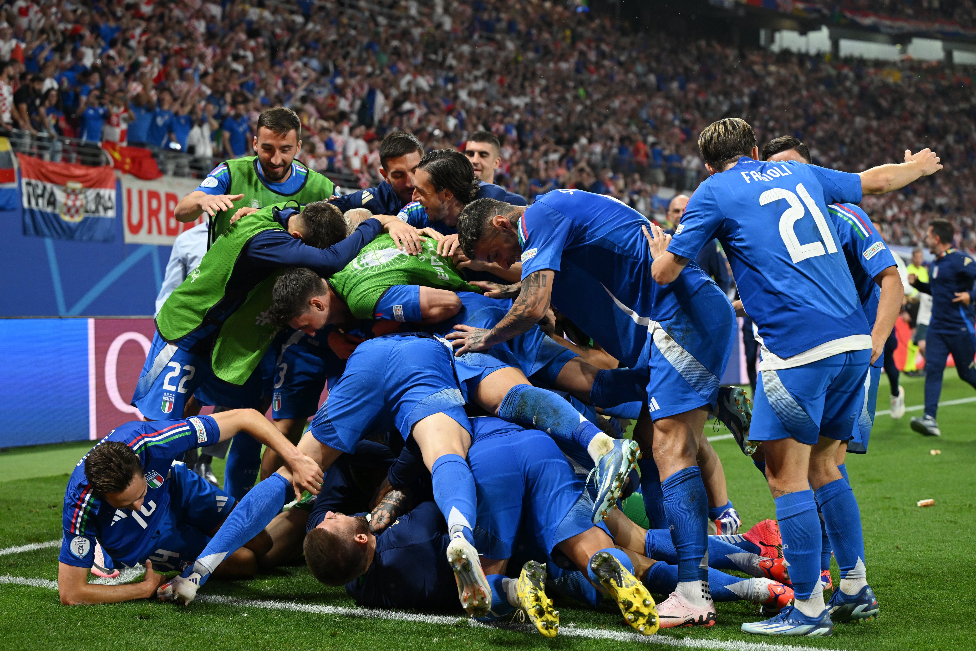 Efek Domino Italia vs Kroasia: Inggris, Prancis dan Belanda 'Wajib Sungkem' ke Azzurri!