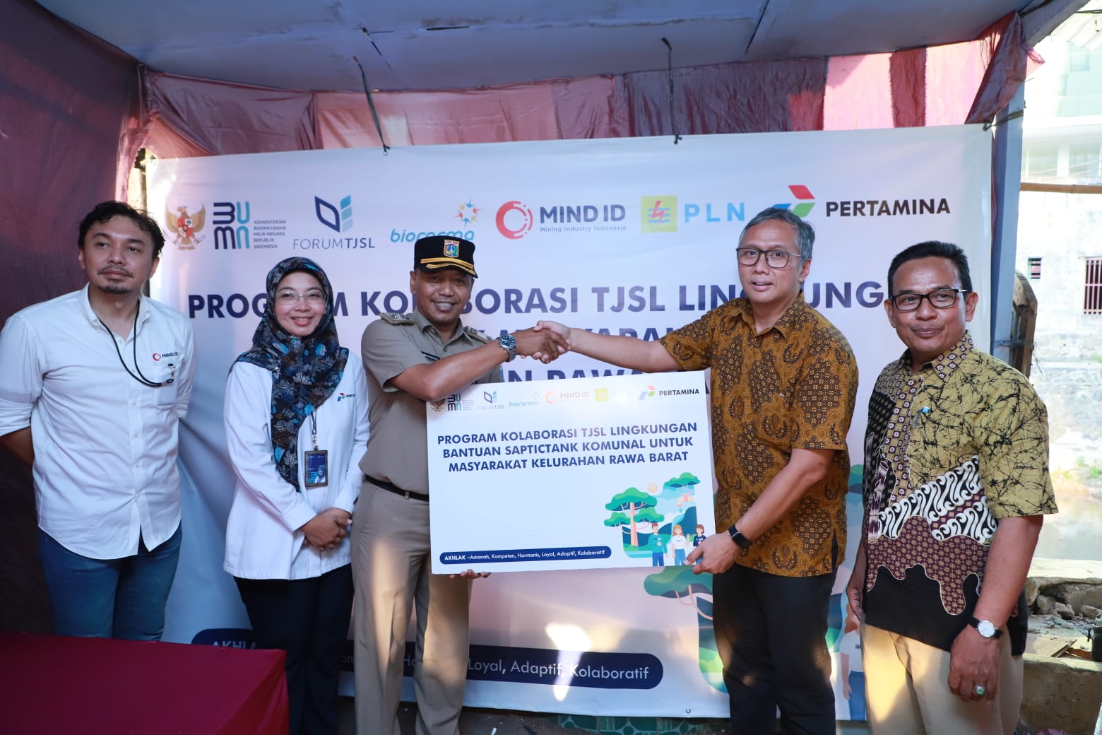 Kolaborasi Antar BUMN, Pertamina Dukung Peningkatan Kualitas Sanitasi Komunal Warga Kelurahan Rawa Barat 
