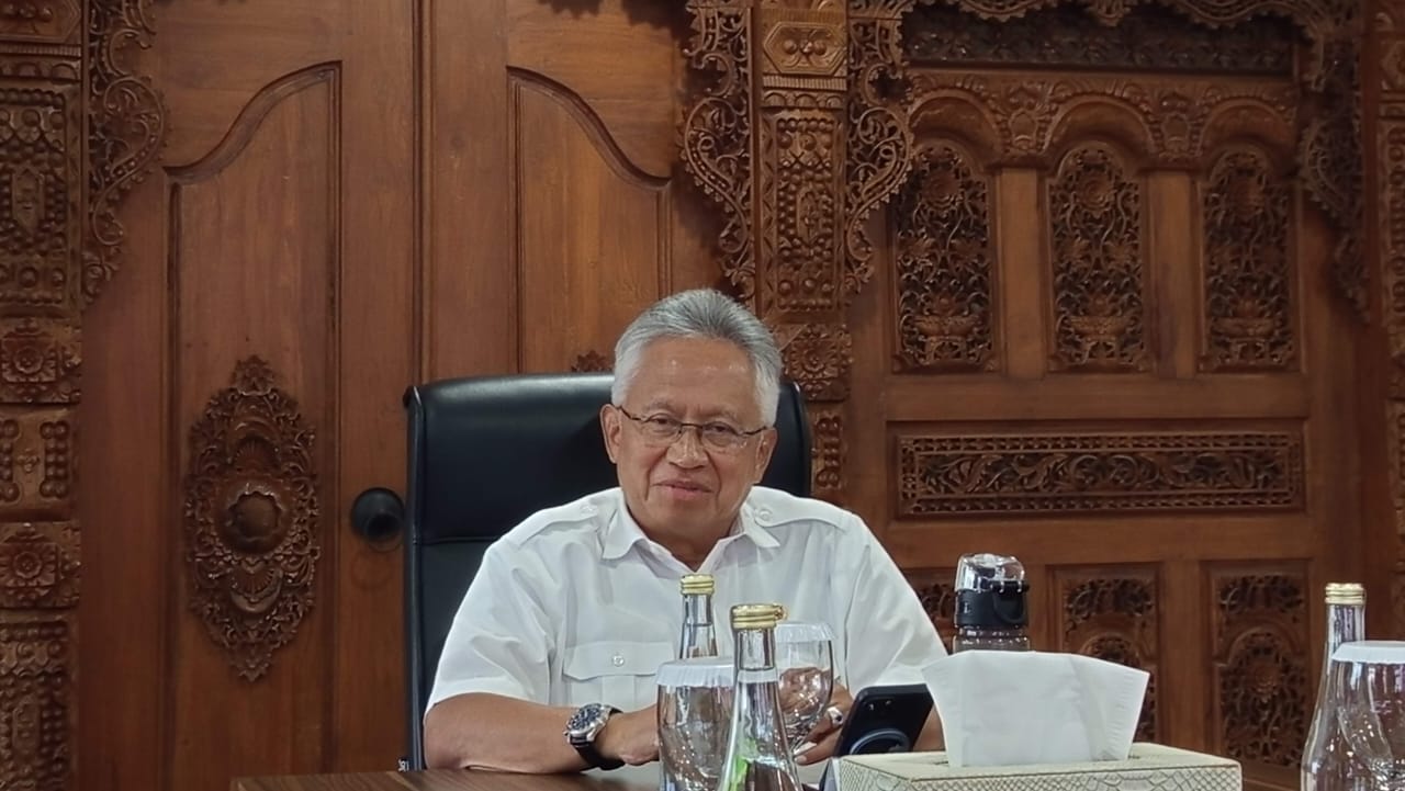 UKT Terancam Naik, Menteri Satryo Bongkar Dampak Pemotongan Anggaran Rp14,3 Triliun