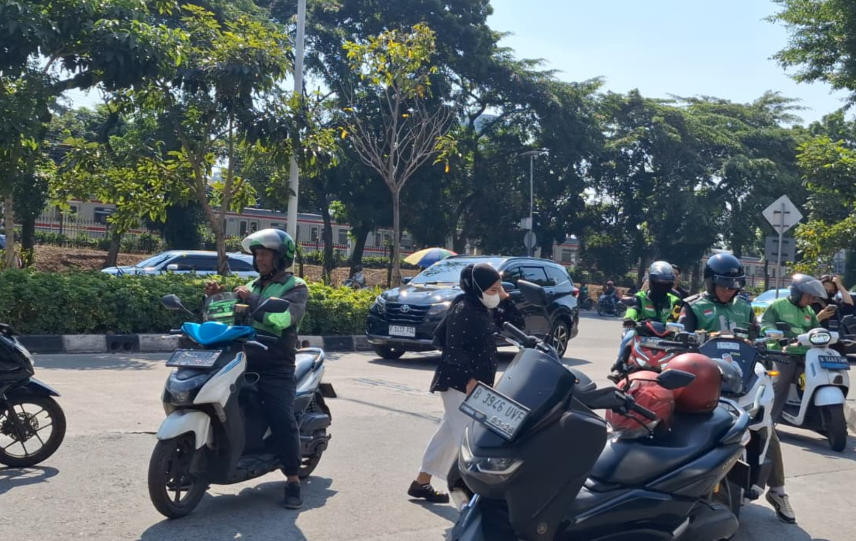 Komisi Ojol 8 Persen Belum Tentu Bikin Driver Sejahtera, Ini 4 Penyebab Utamanya 