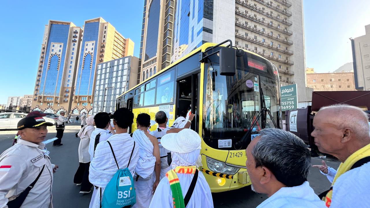 Salat Jumat di Masjidil Haram, Jemaah Haji Berangkat Pagi-pagi
