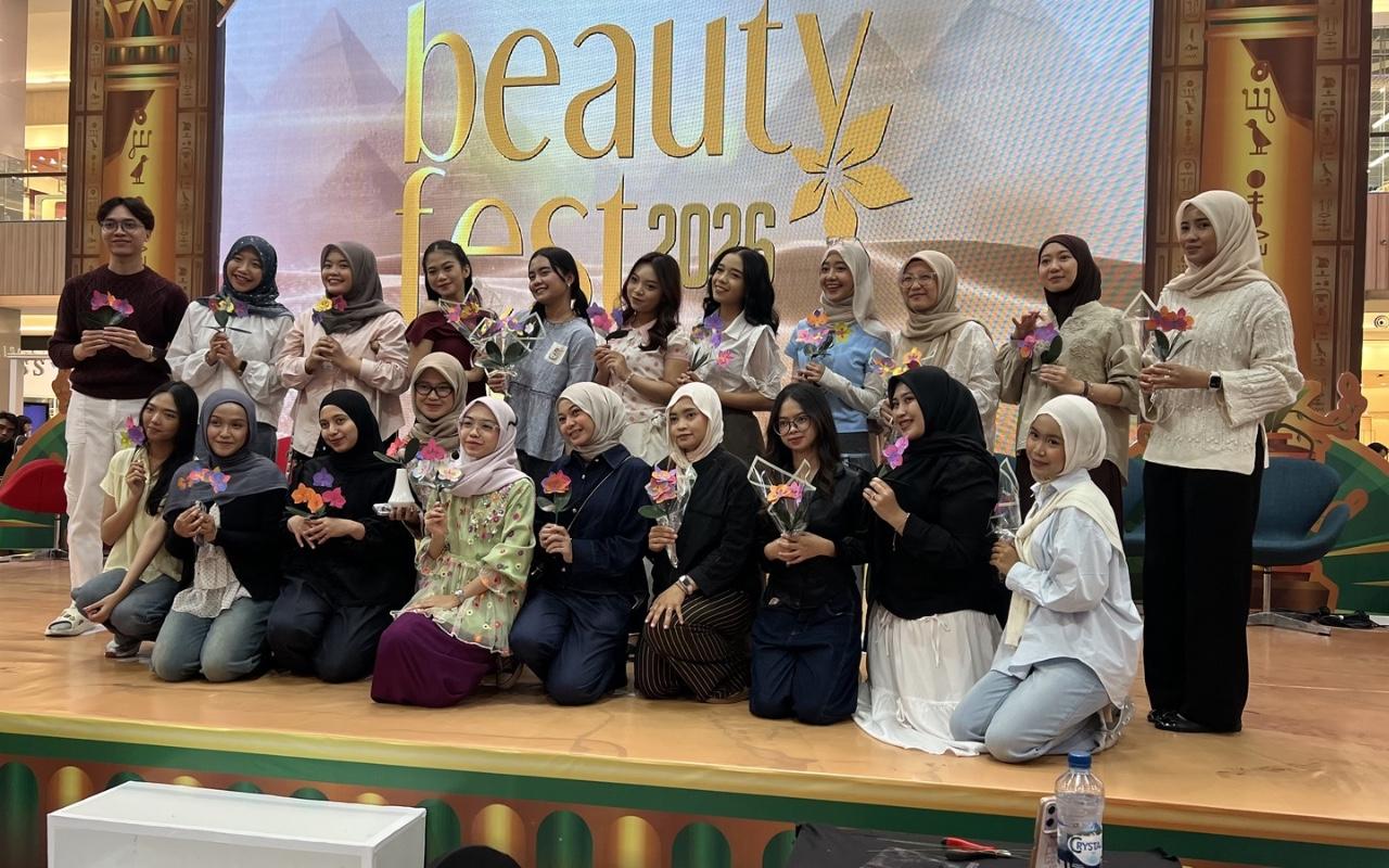 Workshop Anggrek Kertas di Surabaya, Dari Simbol Keindahan ke Karya Handmade