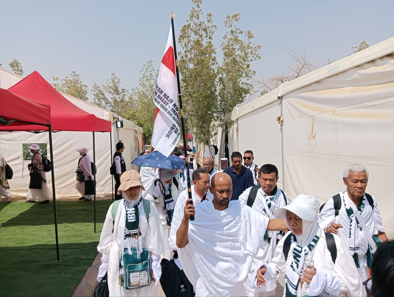 Jamaah Haji Mulai Tempati Tenda di Arafah