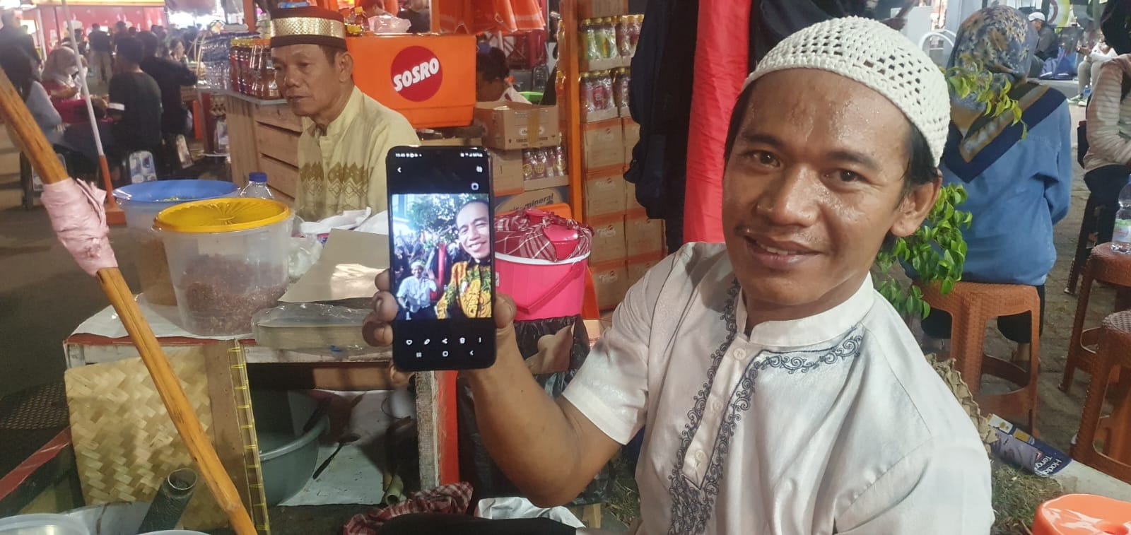 Girangnya Pedagang Kerak Telor Usai Disambangi Presiden Jokowi di Jakarta Fair 2023, 80 Porsi Bisa Terjual