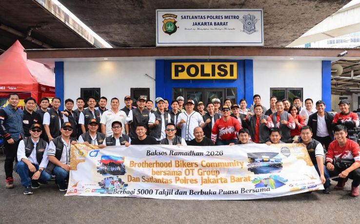 Berbagi saat Ramadan, 5 Ribu Takjil Disebar di Simpul Strategis Jakarta Barat