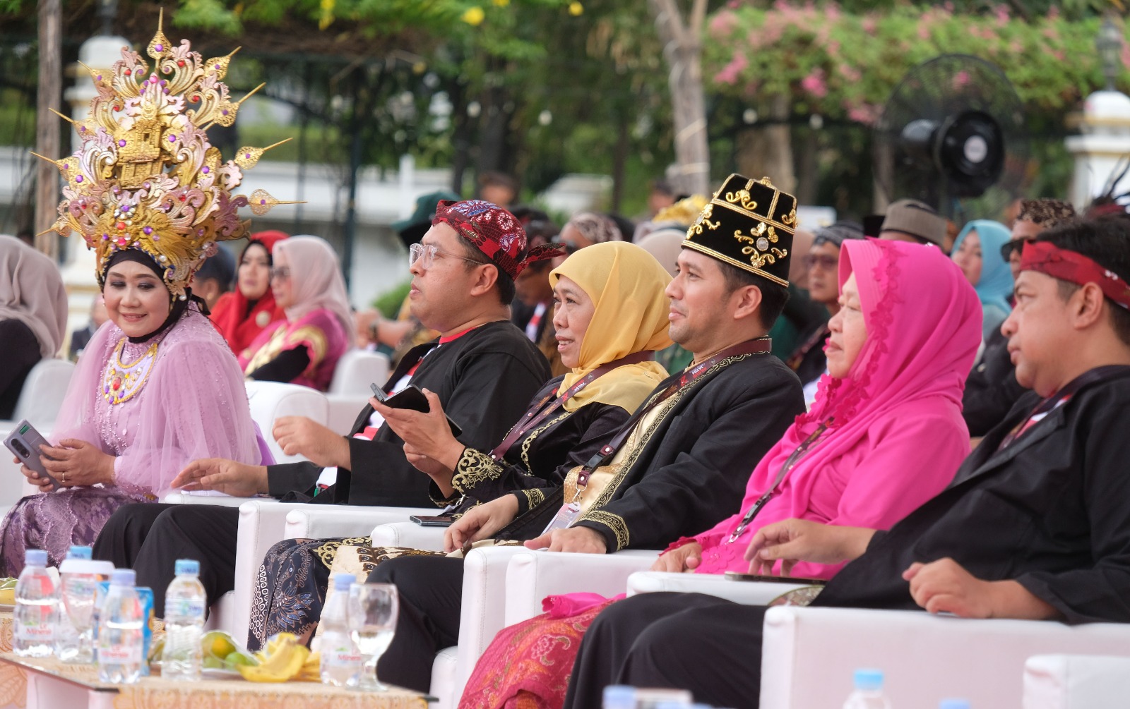 Kampanye Hari Pertama: Khofifah ke Jombang dan Surabaya, Risma dan Luluk ke Mana?