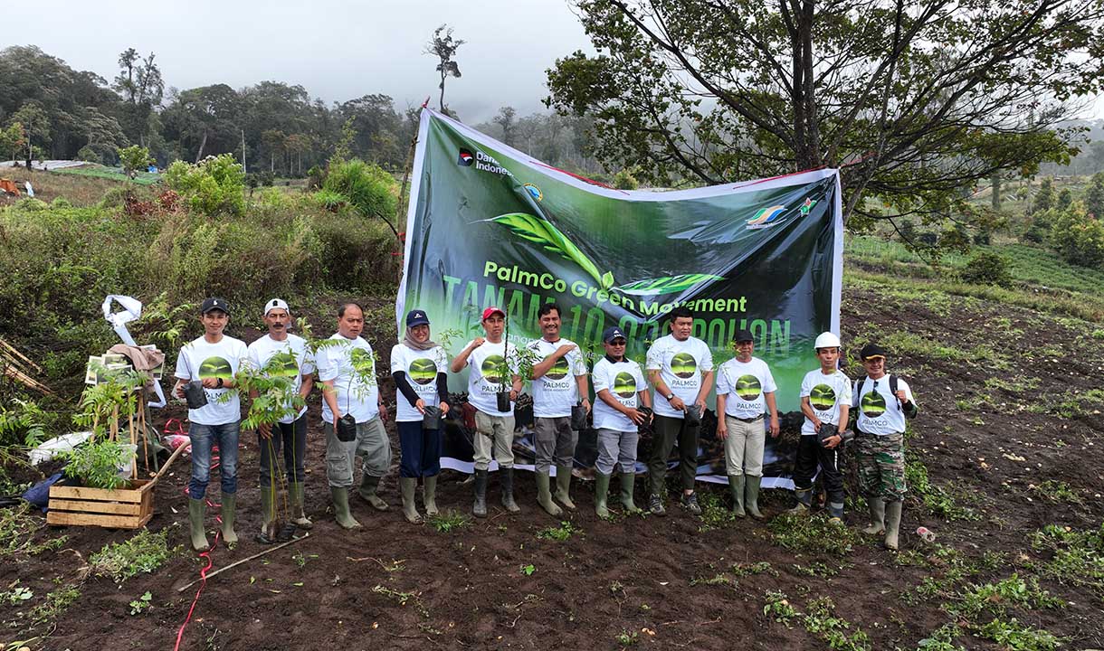 Cegah Degradasi Lingkungan, PTPN IV PalmCo Intensifkan Penanaman Pohon di 12 Provinsi