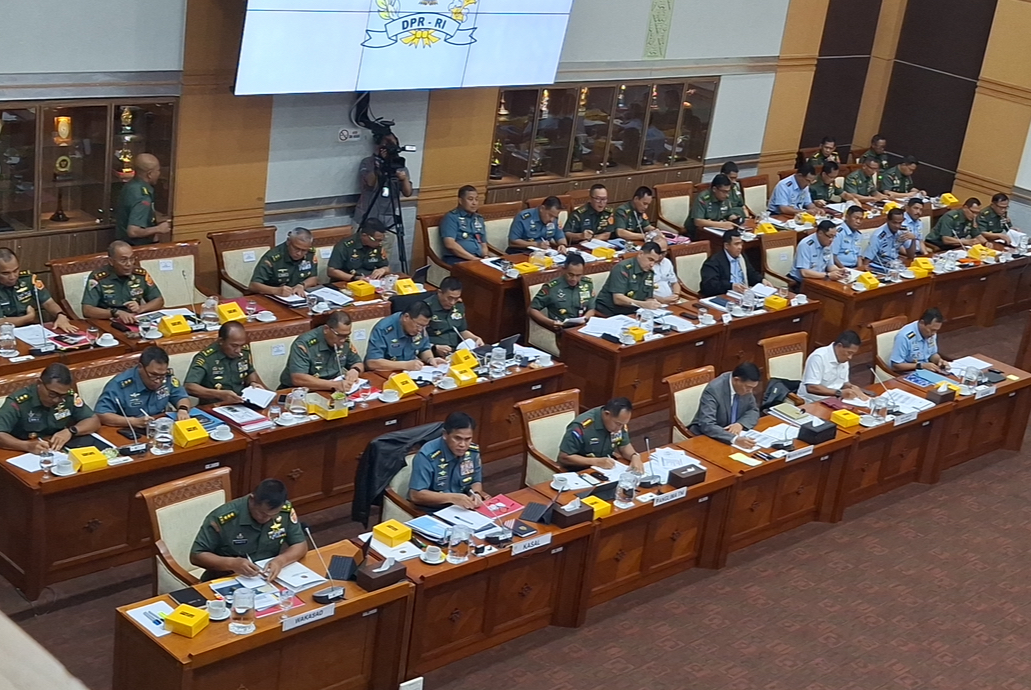 Rapat Perdana di DPR RI, Menhan Sepakat Bakal Lanjutkan Revisi UU TNI