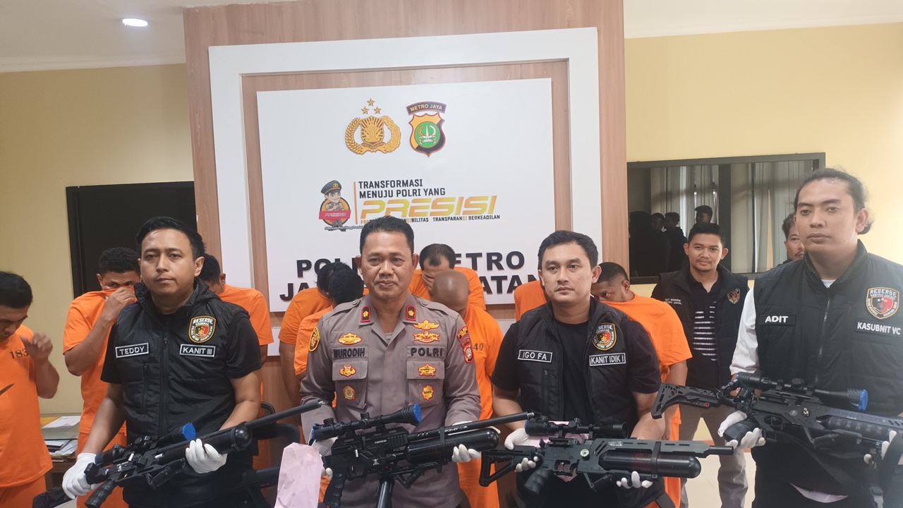 Polisi Sita Senapan dan Parang dari Kasus Bentrokan Sengketa Lahan di Kemang