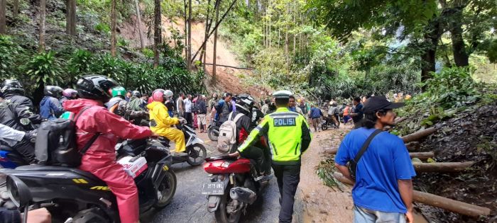 Akses Jalan Penghubung Sukabumi - Palabuhanratu yang Lumpuh Total Sudah Bisa Dilalui Kembali