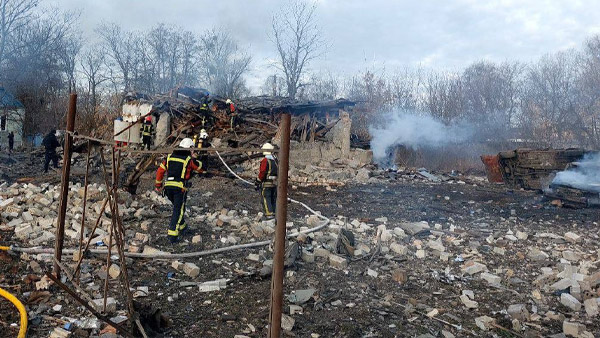 10 Drone Rusia Ditembak Jatuh Ukraina, Warga Berlindung di Bunker Pengungsian