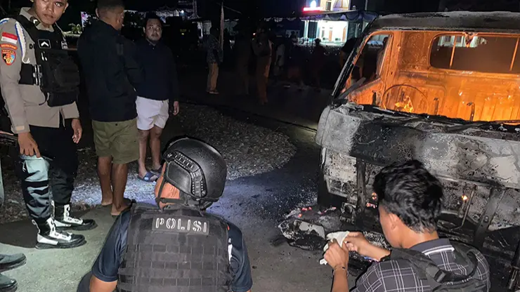 KKB Menebar Teror, Sopir Tewas Ditikam dan Mobil Dibakar di Halaman Gereja Yahukimo
