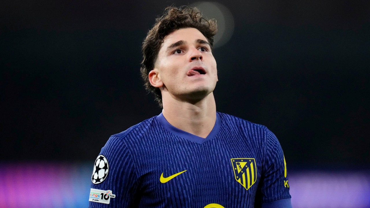 Rumor Transfer Julian Alvarez: Barcelona dan Arsenal Saling Sikut demi Striker Atletico