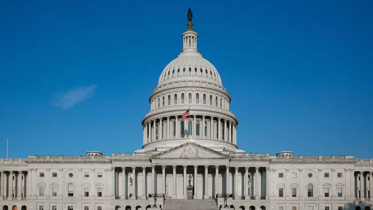 Pelantikan Presiden Pindah ke Capitol Rotunda, Pendukung Donald Trump Kecewa