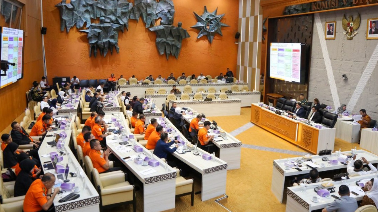 DPR Desak Kemenhub Investigasi Tenggelamnya KMP, Soroti Kelayakan Mitigasi Tempat Wisata