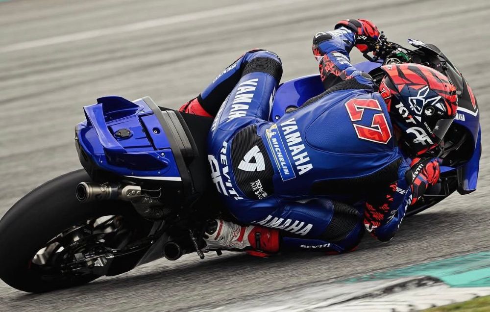 Yamaha Turunkan Motor Kelima di MotoGP Jerez: Misi Rahasia Augusto Fernandez dan Mesin V4