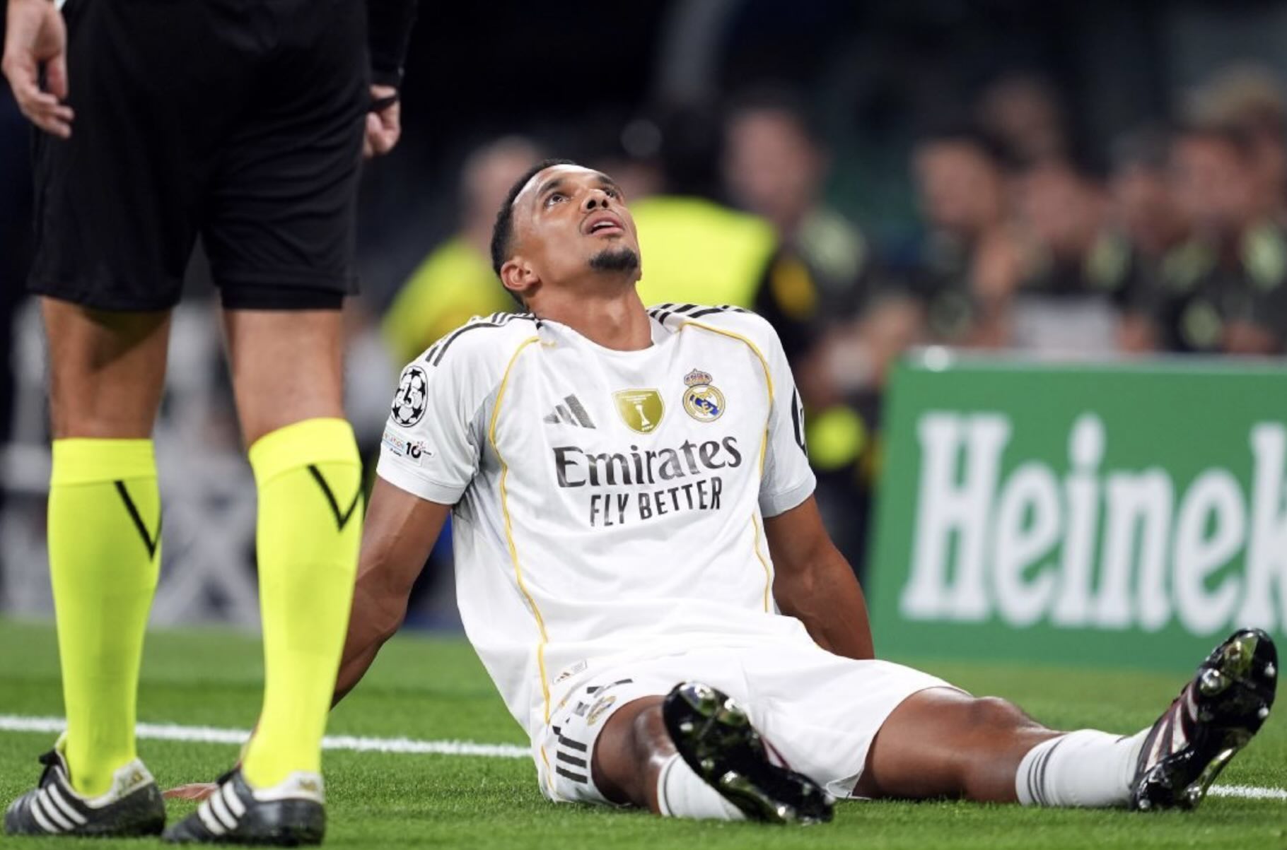 Trent Alexander Arnold Menepi 8 Pekan, Real Madrid Krisis Bek Kanan
