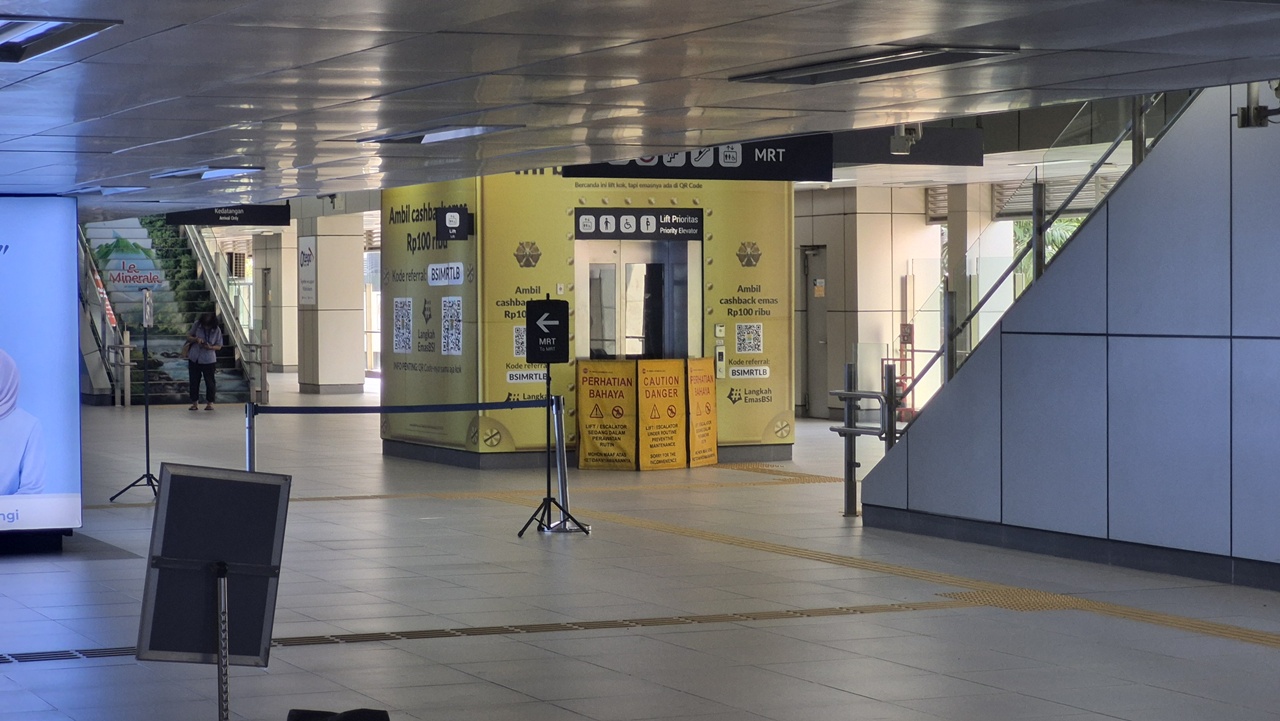Pasca Blackout, Lift Bermasalah di MRT Lebak Bulus Belum Beroperasi