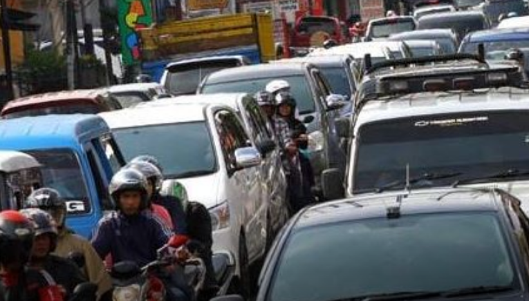 Urai Kemacetan, Rekayasa Lalu Lintas Diberlakukan di Traffic Light Santa Jaksel 5 - 12 April 