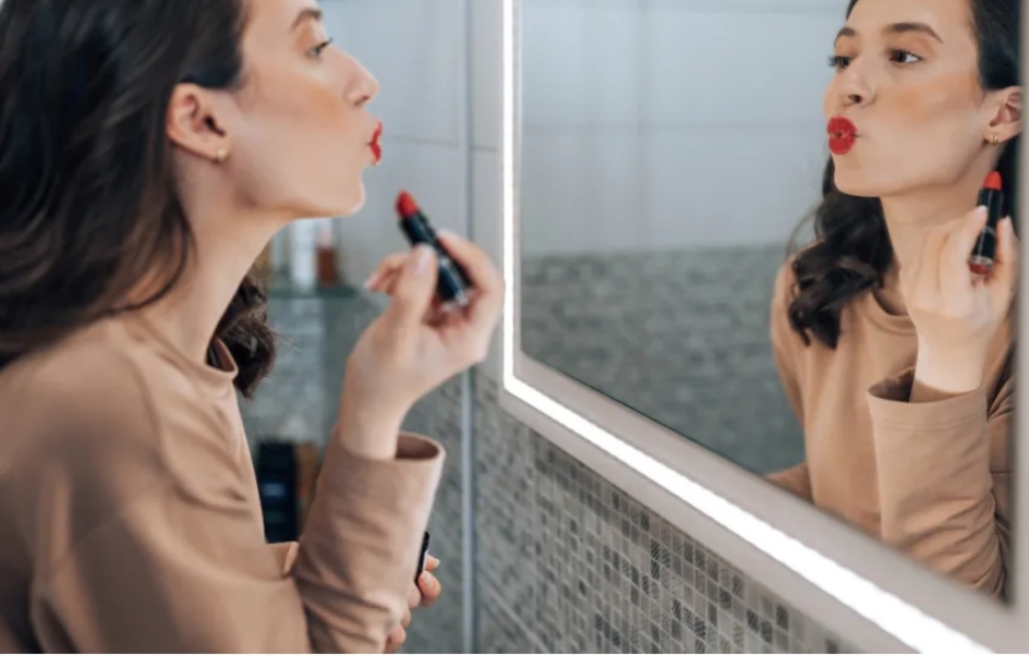 5 Rekomendasi Lipstik di Bawah Rp50.000, Bibir Dijamin Cetar dan Merona