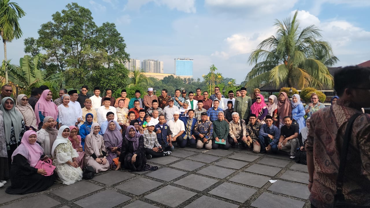 Halal Bihalal PDBN 2025, Fathan Subchi Ajak Warga Demak Berkontribusi untuk Kampung Halaman