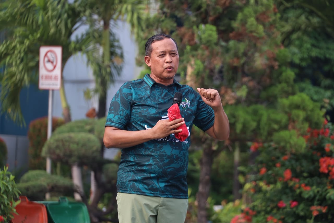Tri Adhianto Gelar Gerakan Bebersih Jelang Porprov: Warga Bekasi Diminta Kompak! 