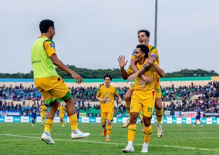 Pemain Persebaya Dijuluki Maradona oleh Bernardo Tavares Pasca Cetak Gol Solo Run