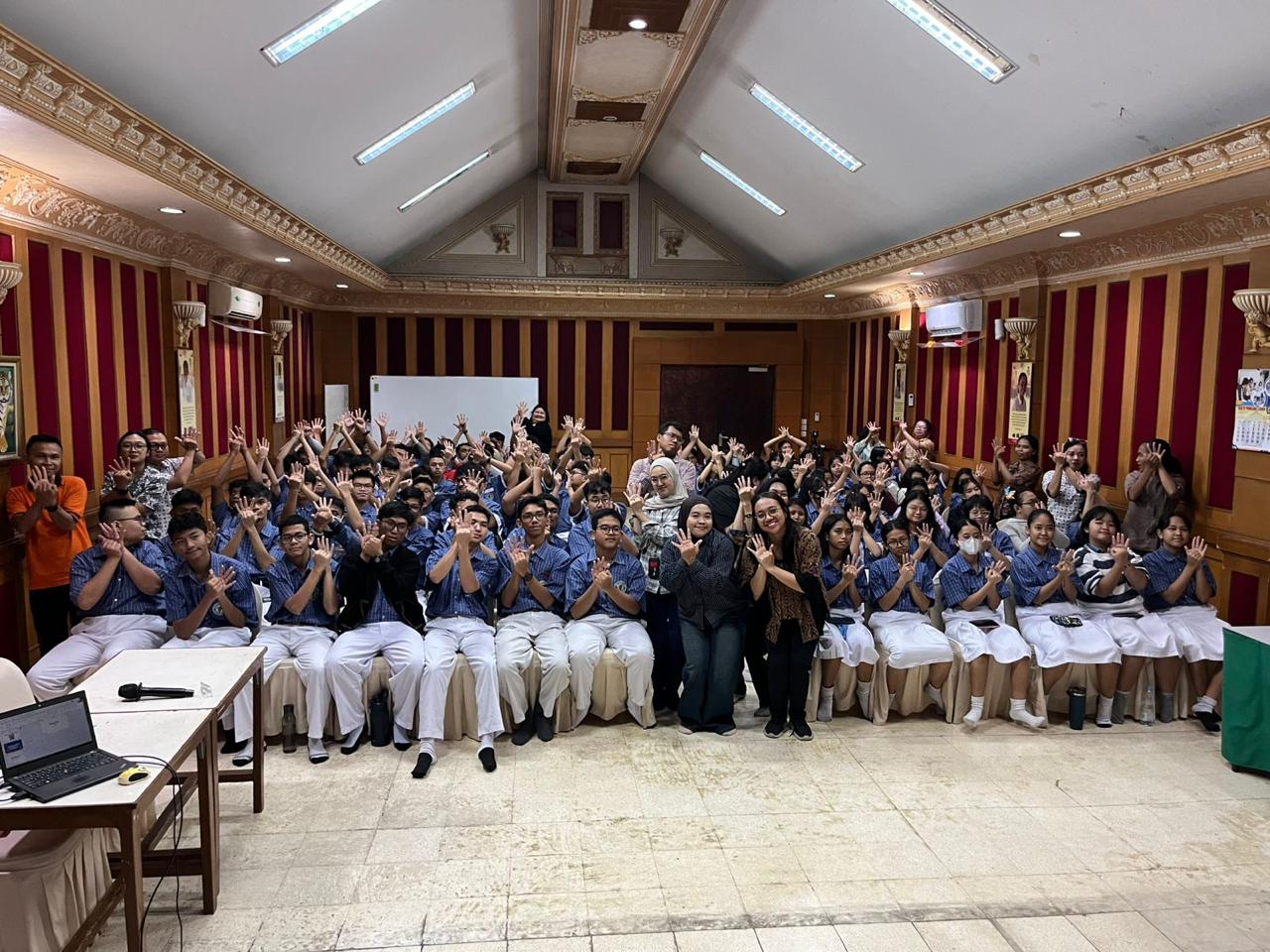 Bangun Kesadaran Keamanan Digital, 420 Siswa Ikuti Program CyberHeroes Telkom 