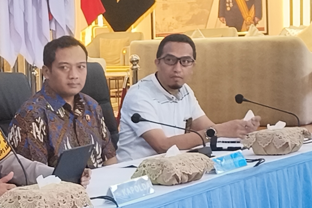 Ditetapkan Tersangka Kasus Ijazah Jokowi, Polis Kirim Surat Pemanggilan ke Roy Suryo CS