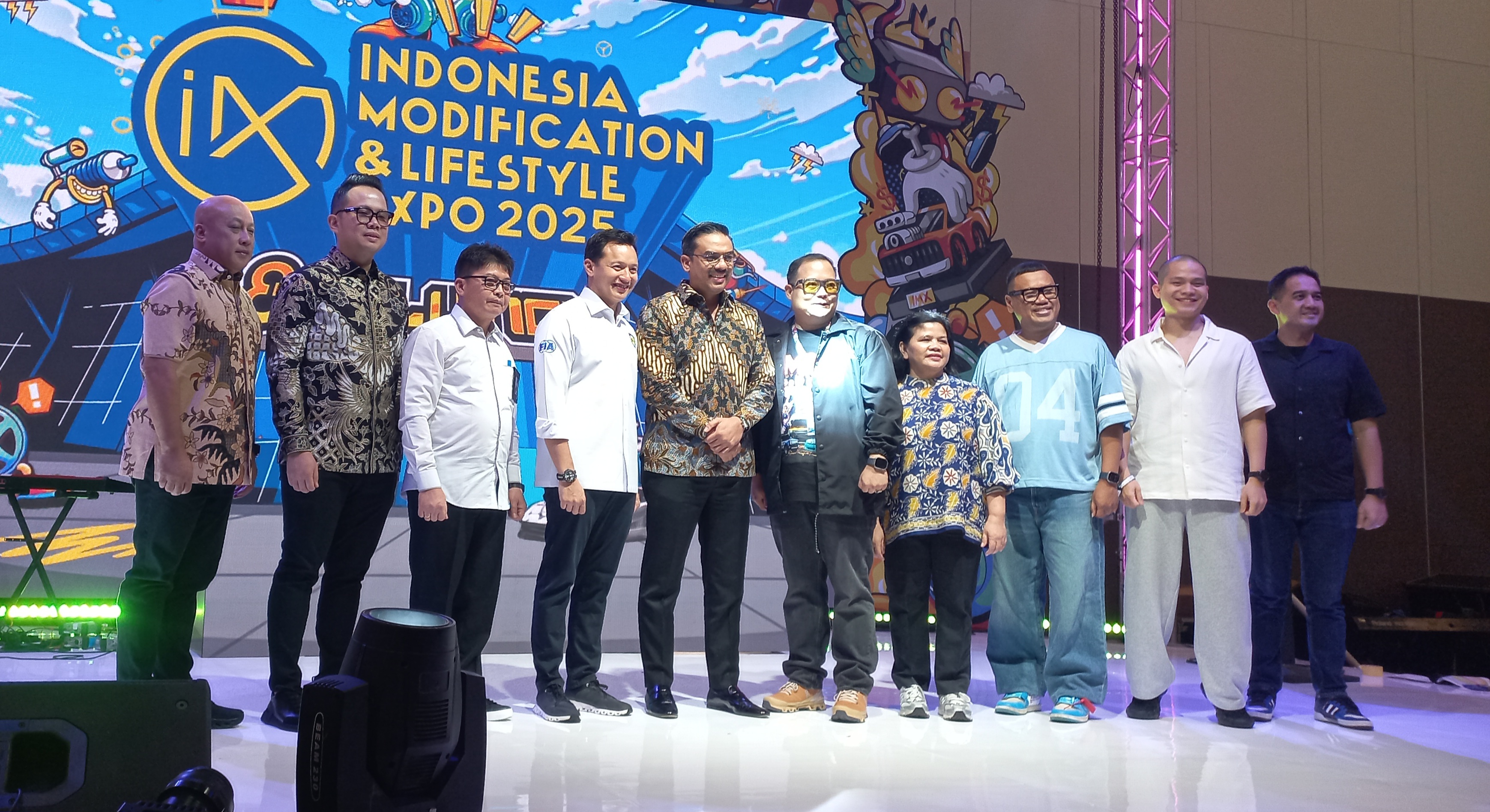 Gibran Absen, Menteri UMKM Hingga Ketua IMI Buka Gelaran IMX 2025 