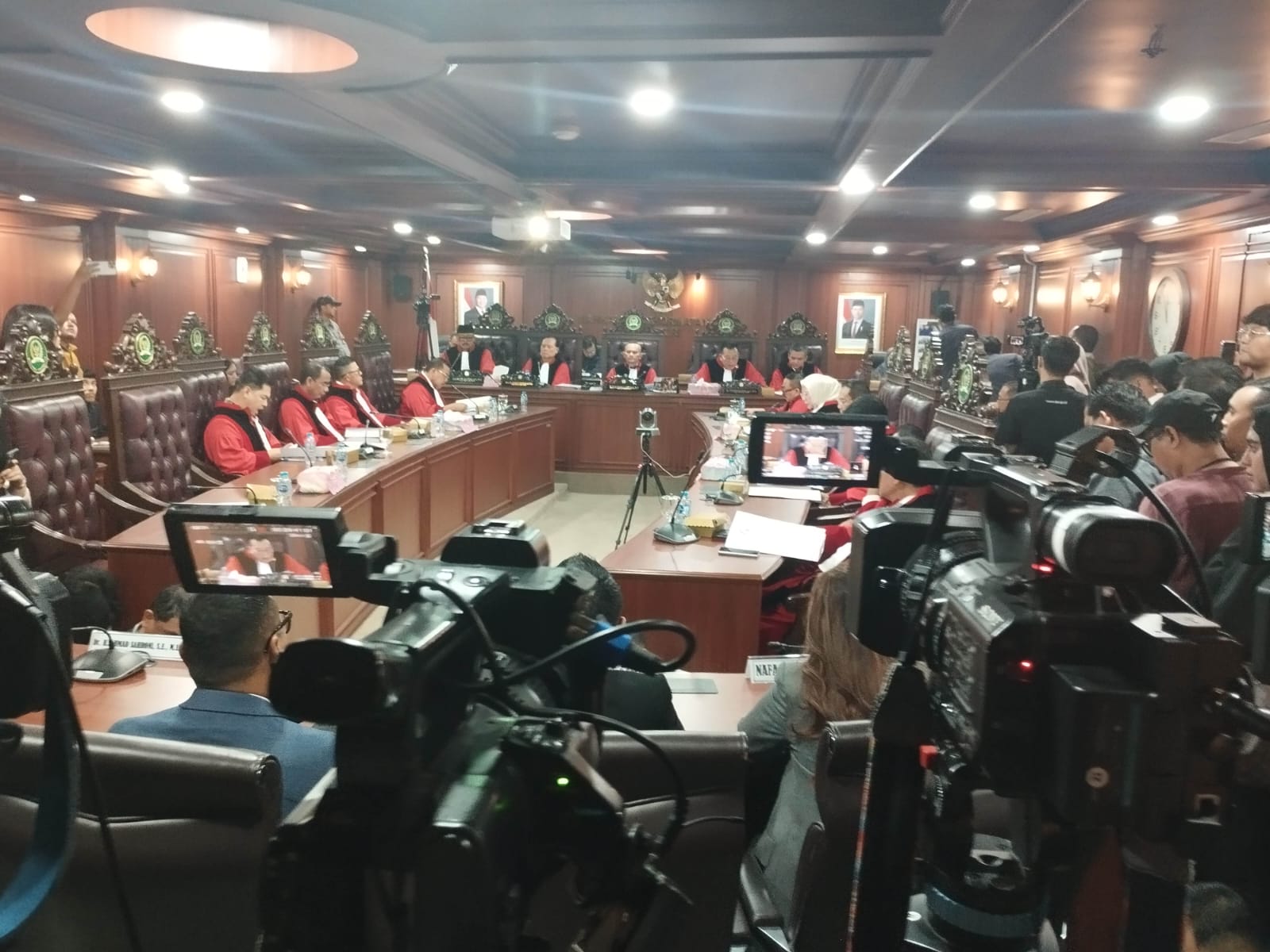 MKD Bacakan Nasib Adies Kadir, Ahmad Sahroni, hingga Uya Kuya Hari Ini