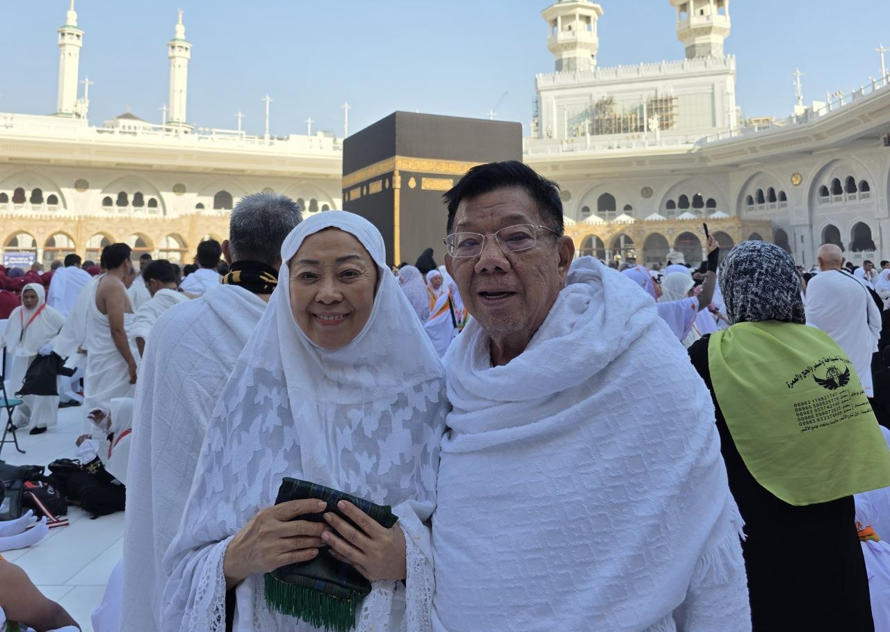 Cheng Yu Pilihan Dewan Pendiri Masjid Cheng Hoo Surabaya Bambang Sujanto: Jin Huai Tan Bai
