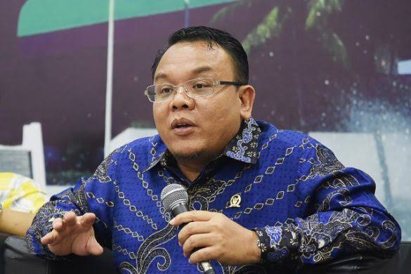 Komisi VII DPR Minta Pemerintah Evaluasi Seluruh Izin Tambang di Raja Ampat: Jangan Sampai Perusahaan Untung, Lingkungannya Rusak