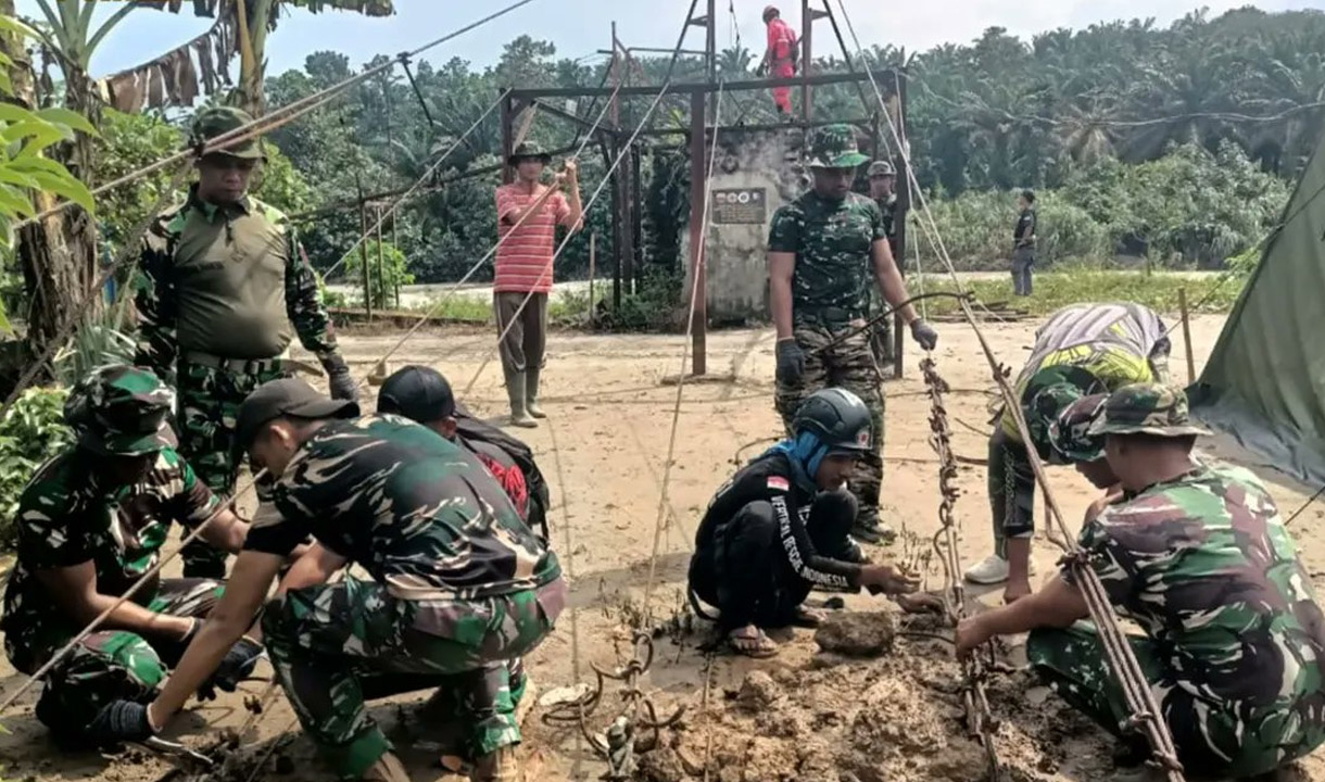 BNPB Sebut Personel TNI Juga Dapat Uang Lelah Bantu Bencana Sumatera, Kok Bisa KSAD Sebut Hanya Dapat Uang Makan ke Purbaya?