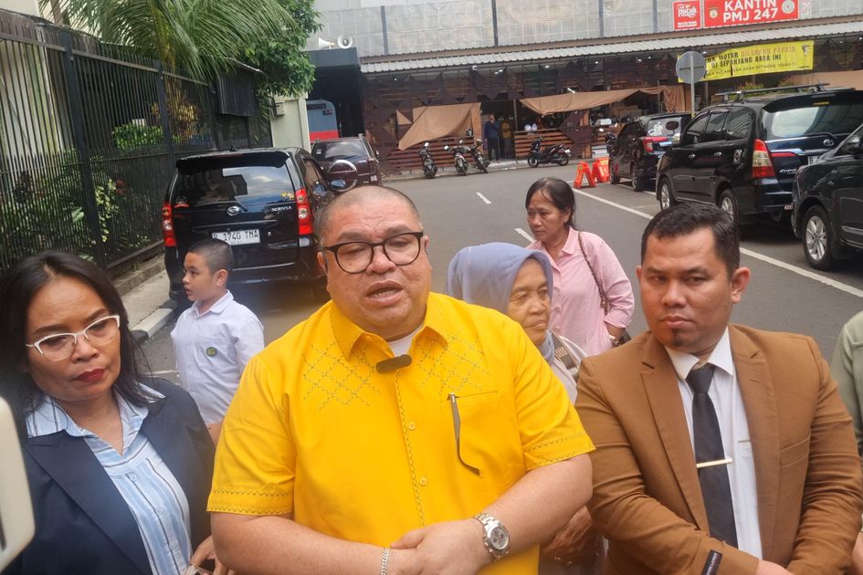 Keluarga Vadel Badjideh Cabut Kuasa Hukum Razman Nasution, Ini Reaksi Sang Pengacara