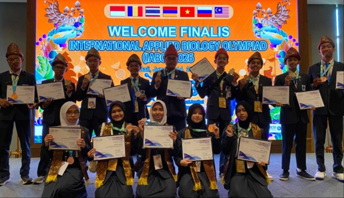 Keren! MAN IC OKI Borong 15 Medali International Applied Biology Olympiad 2026