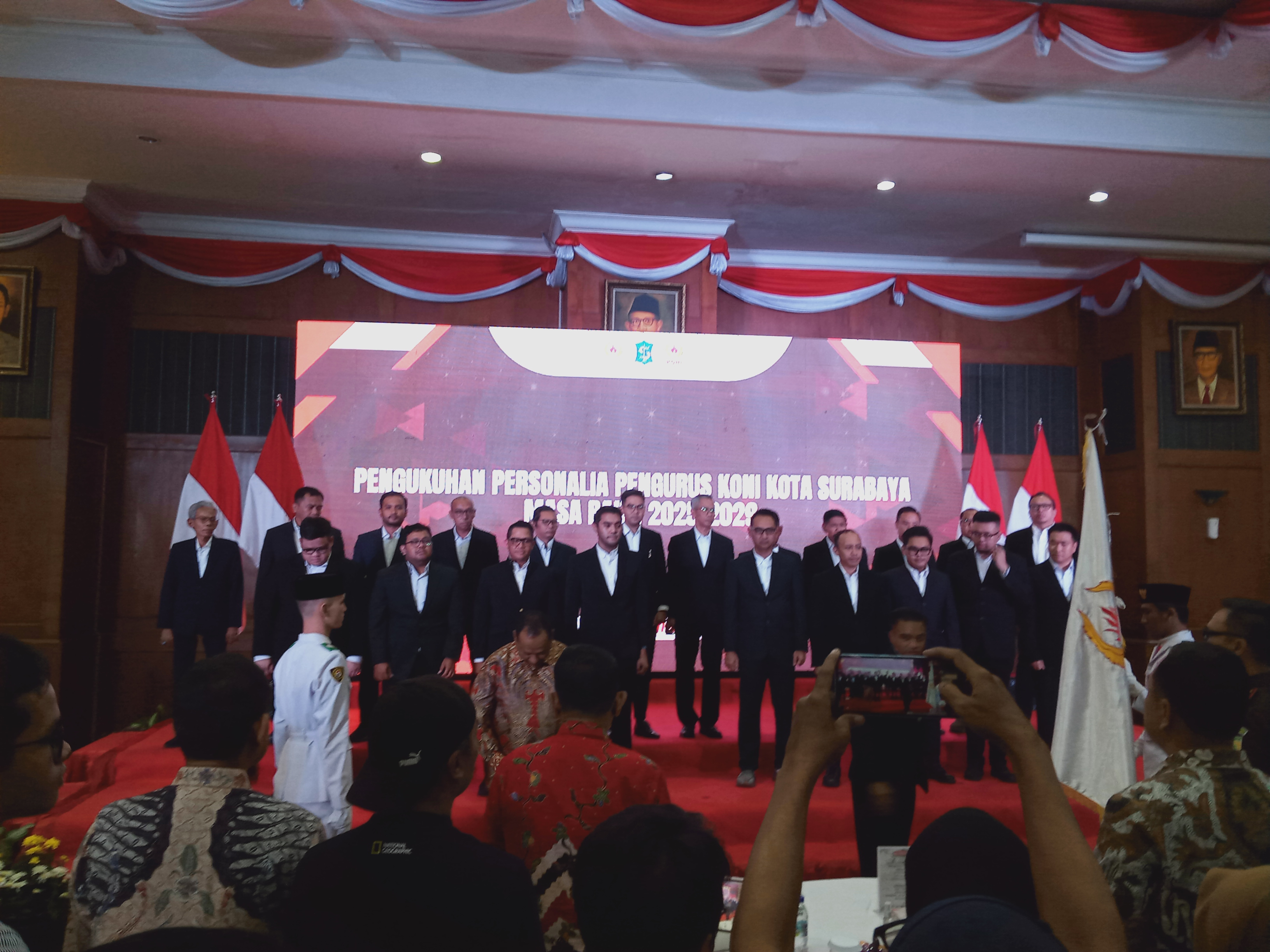 Pengurus KONI Surabaya 2025-2029 Dikukuhkan, Targetkan 250 Medali Emas di Porprov 2027