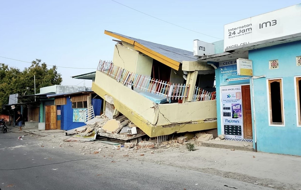 Update Gempa NTT, Korban Tewas Bertambah Jadi 53 Jiwa