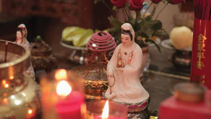 Sembahyang Pelepasan Raga Dewi Kwan Im yang Disebut Shen Ming karena Suci