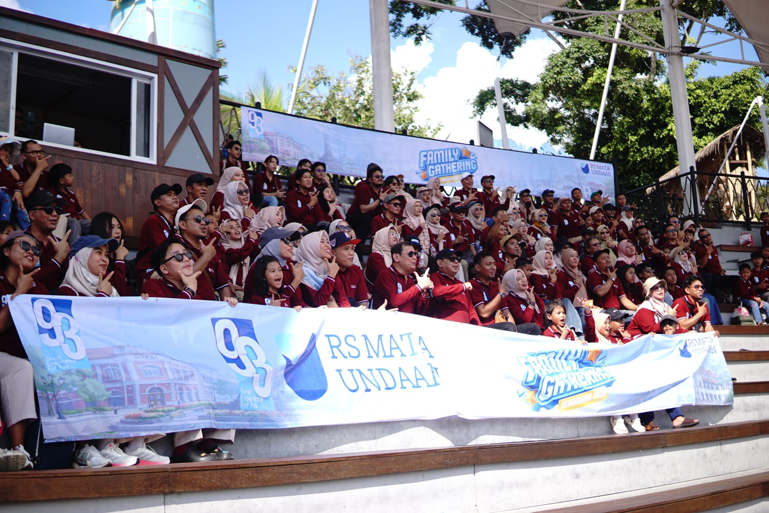 Mata Keluarga