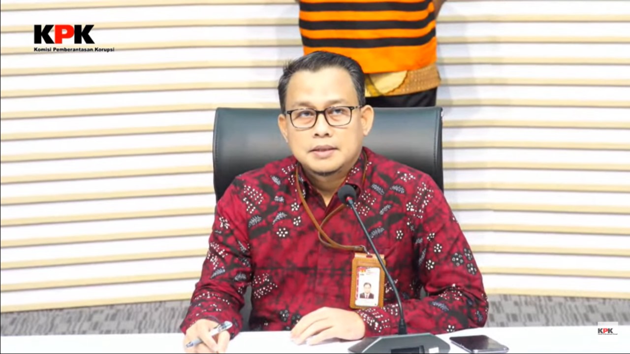 KPK Tetapkan Kepala BPPD Kabupaten Sidoarjo Tersangka Pemotongan Insentif ASN