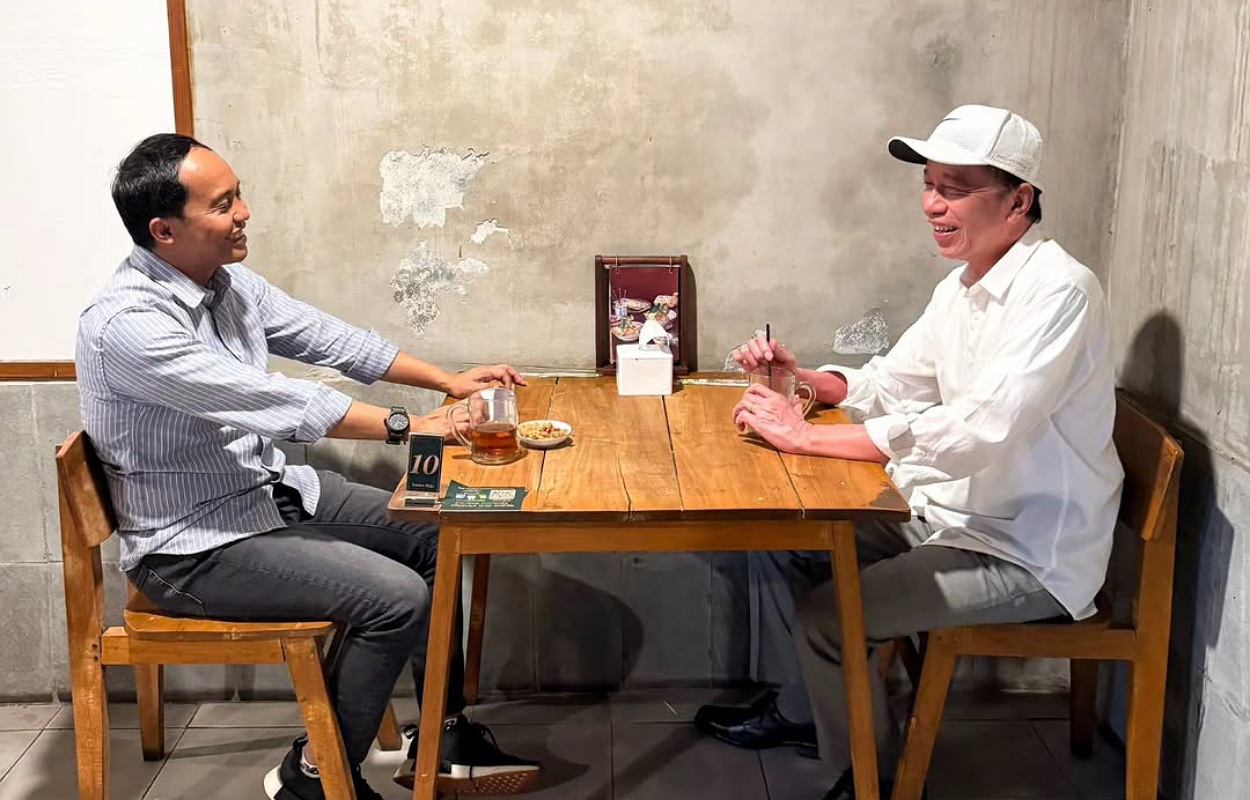 Sekjen PSI Raja Juli Antoni Bertemu Jokowi di Solo, Dapat Nasehat dan Traktiran Bakmi