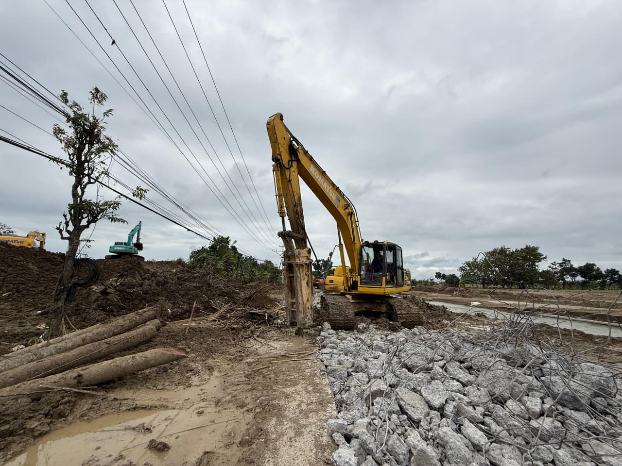 BNPB Kebut Perbaikan Tanggul Jebol di Grobogan, Targetkan Akses Jalan Segera Pulih