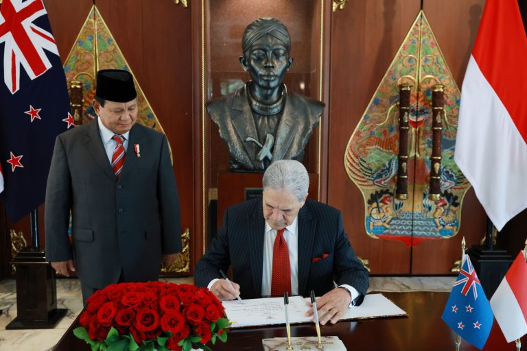 Menhan Prabowo Terima Kunjungan Menlu Selandia Baru, Bahas Kerjasama Keamanan Kawasan