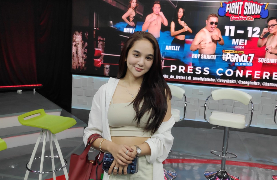 8 Selebriti Adu Tinju di tvOne Fight Show, Hana Hanifah Siapkan Teknik Kuncian