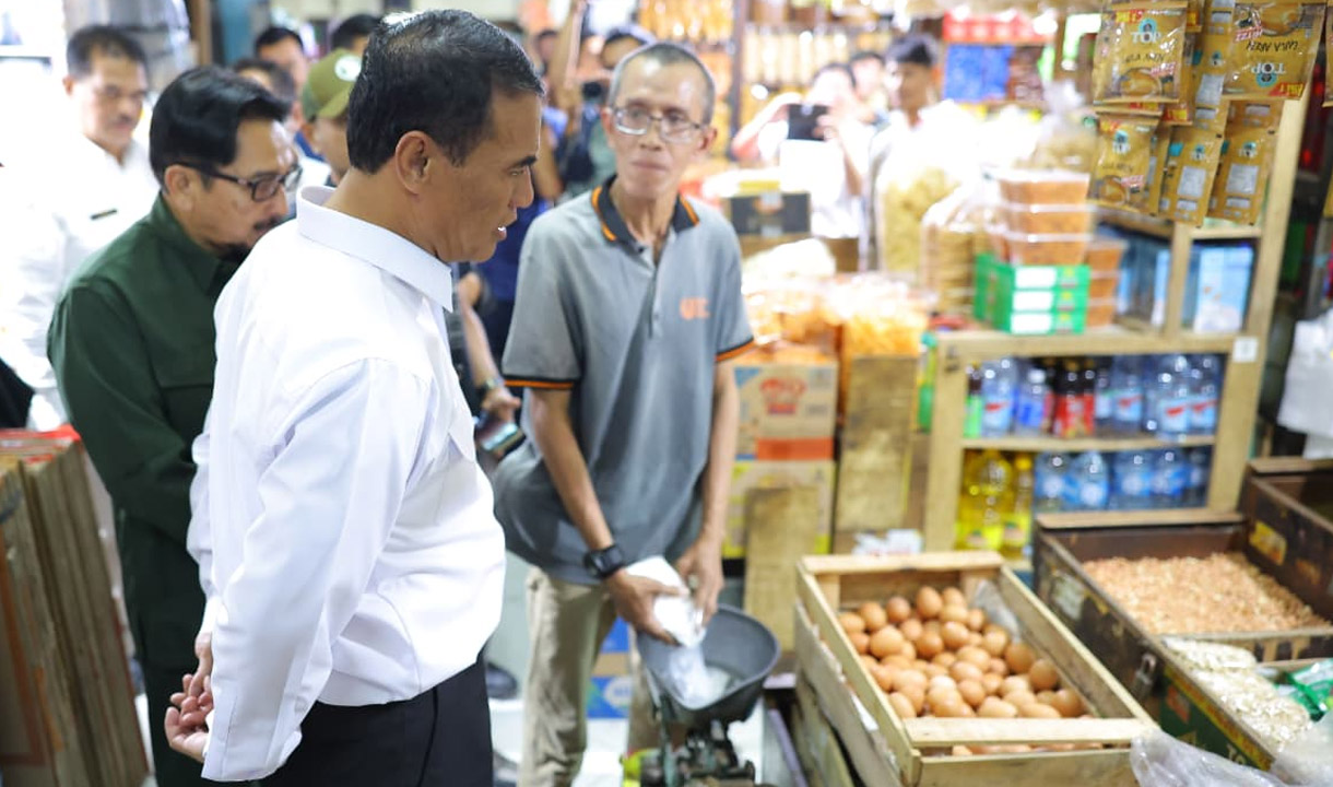 Mentan Amran Sidak Pasar, Tegaskan Saat Nataru Harga Pangan Tidak Boleh Dimainkan