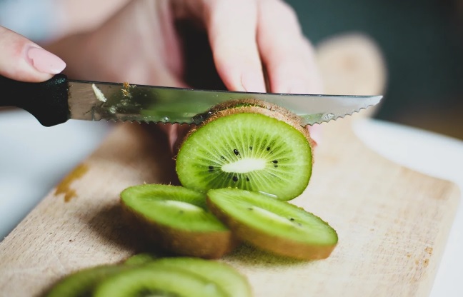 Buktikan! Makan Buah Kiwi Bikin Suasana Hati Lebih Baik dalam 4 Hari
