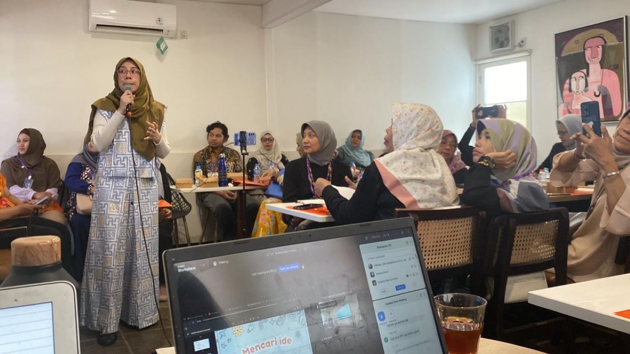 Membaca Sejak Dini Dimulai dari Keluarga, Orang Tua Harus Jadi Teladan